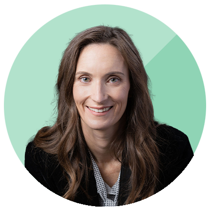 Davis_NEW_Headshot (1)